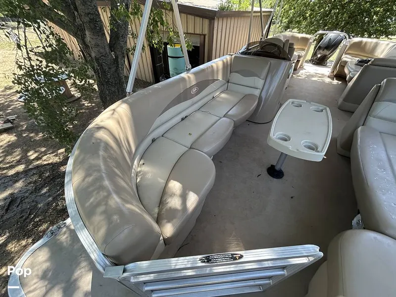 Slide: The Image of Harris 240 Cruiser 2015 - 15767313