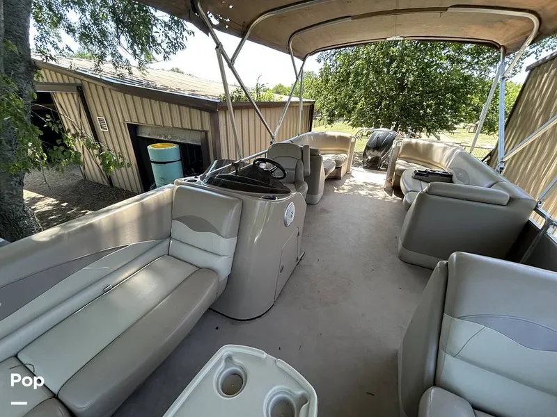 Slide: The Image of Harris 240 Cruiser 2015 - 15767317