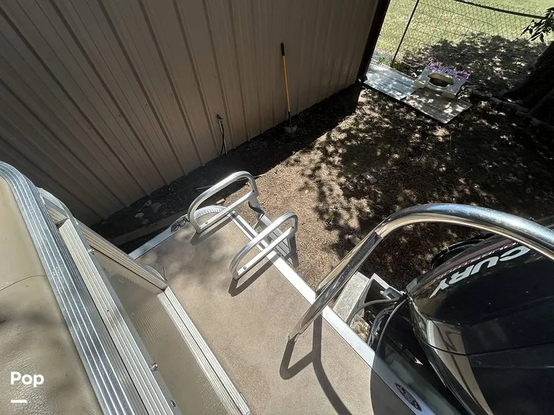 Slide: The Image of Harris 240 Cruiser 2015 - 15767332