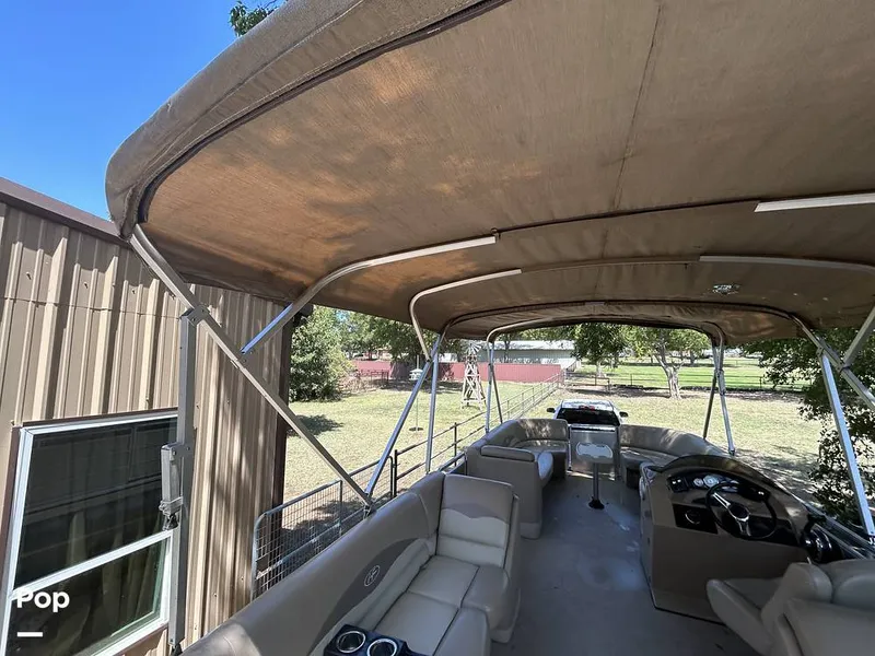 Slide: The Image of Harris 240 Cruiser 2015 - 15767337