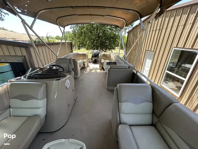 Slide: The Image of Harris 240 Cruiser 2015 - 15767318