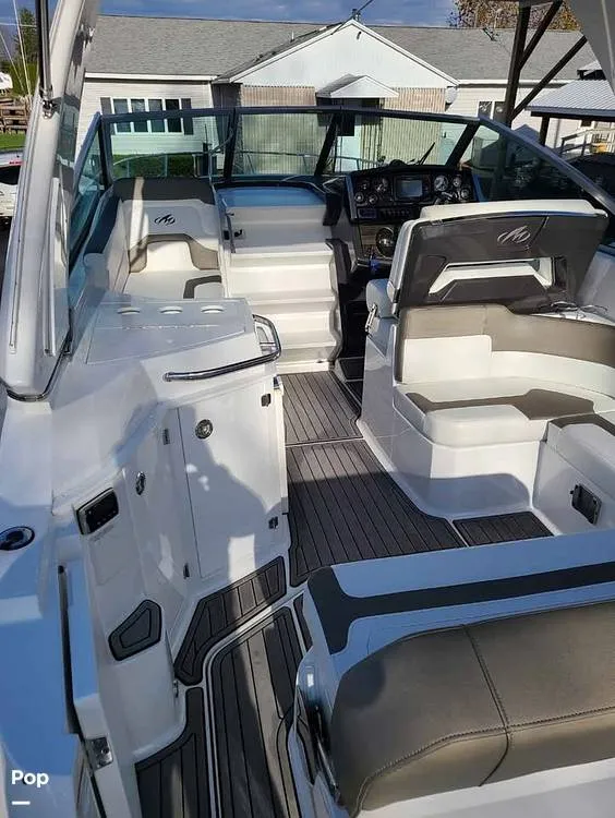 Slide: The Image of Monterey 295 SY 2016 - 15667213