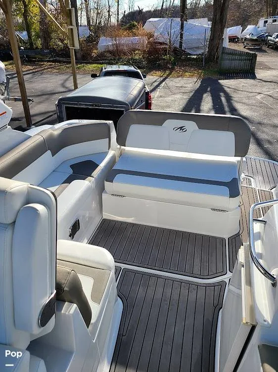 Slide: The Image of Monterey 295 SY 2016 - 16016486