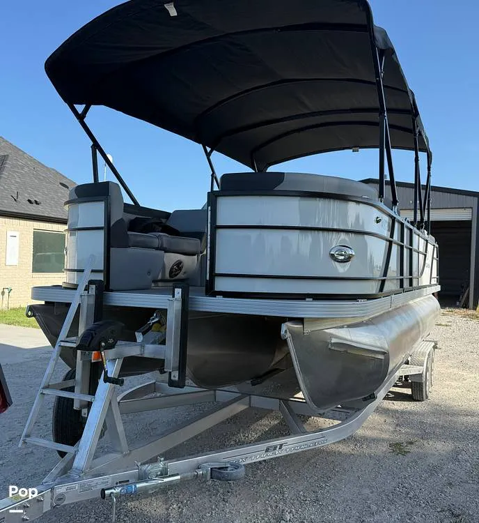 Slide: The Image of Veranda VR22VLC 2024 - 15718454