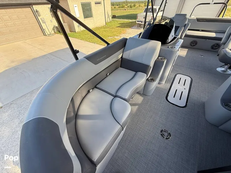 Slide: The Image of Veranda VR22VLC 2024 - 15718506