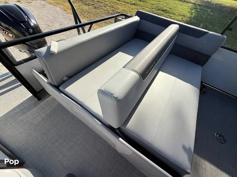 Slide: The Image of Veranda VR22VLC 2024 - 15718518