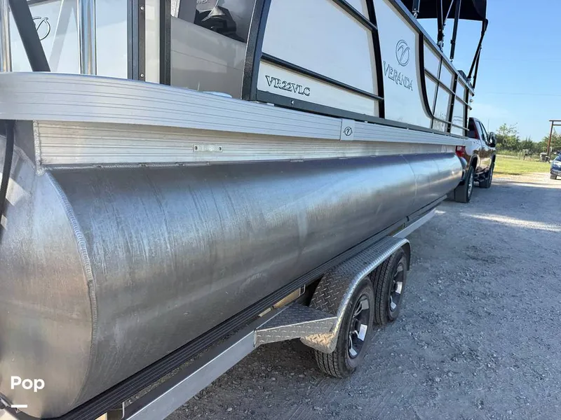 Slide: The Image of Veranda VR22VLC 2024 - 15718476