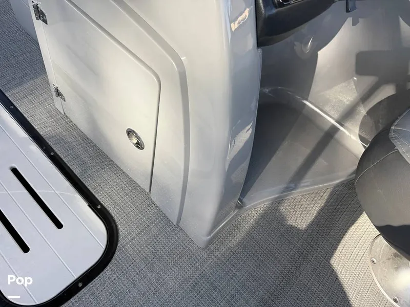 Slide: The Image of Veranda VR22VLC 2024 - 15718535