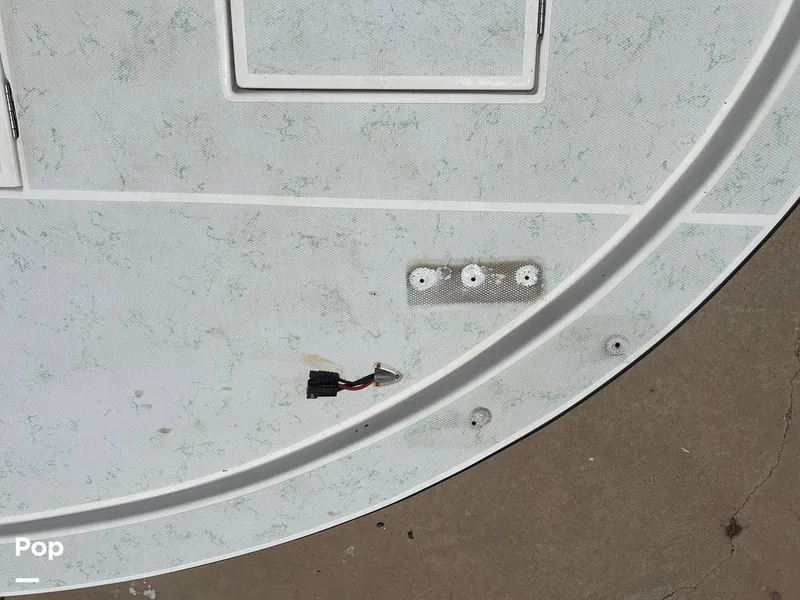 Slide: The Image of Trolling Motor Mount Area - 15686791