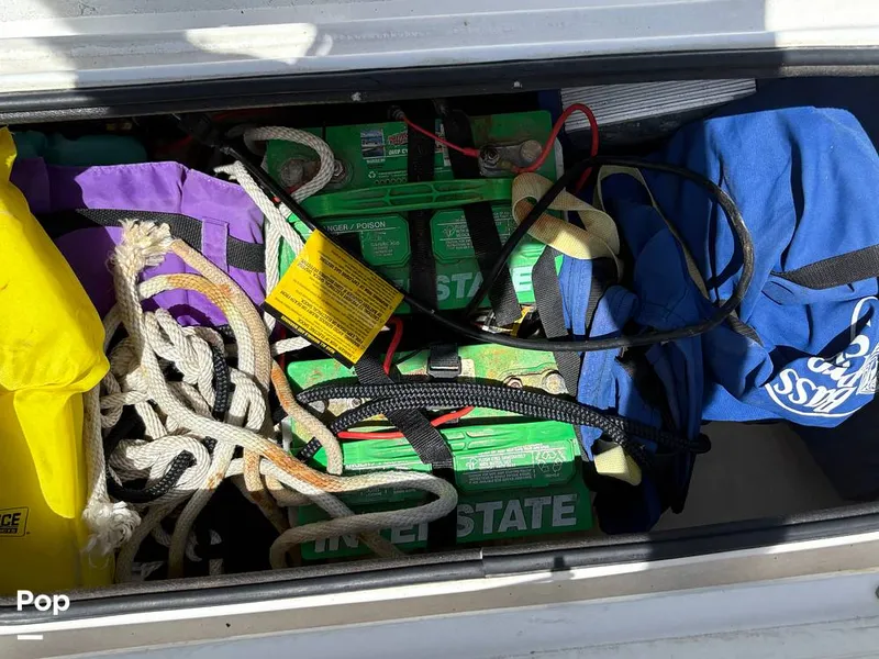 Slide: The Image of Batteries/compartment Storage - 15686794