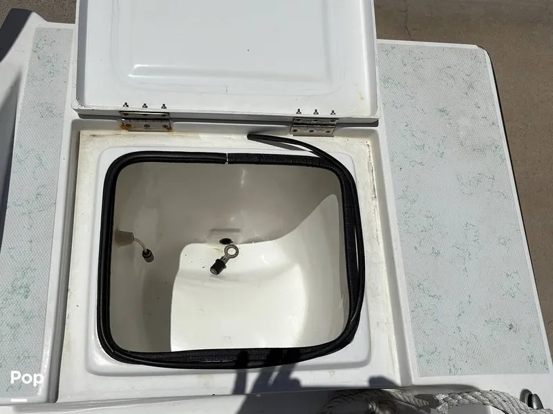 Slide: The Image of Bait Well - 15686801