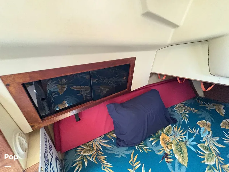 Slide: The Image of Berth - 15686414