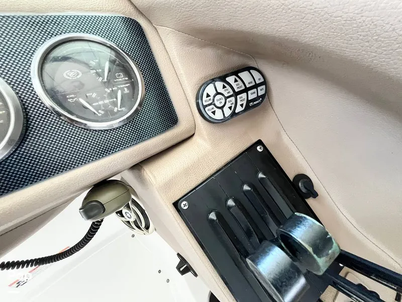 Slide: The Image of Stereo - 15759793