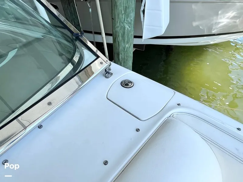 Slide: The Image of Fender Locker - 15759830