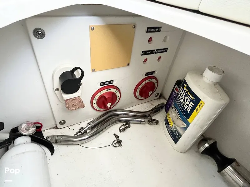 Slide: The Image of Battery Switches - 15759809