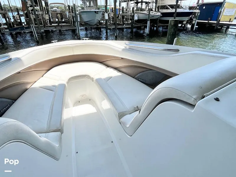 Slide: The Image of Bow Seating - 15759822