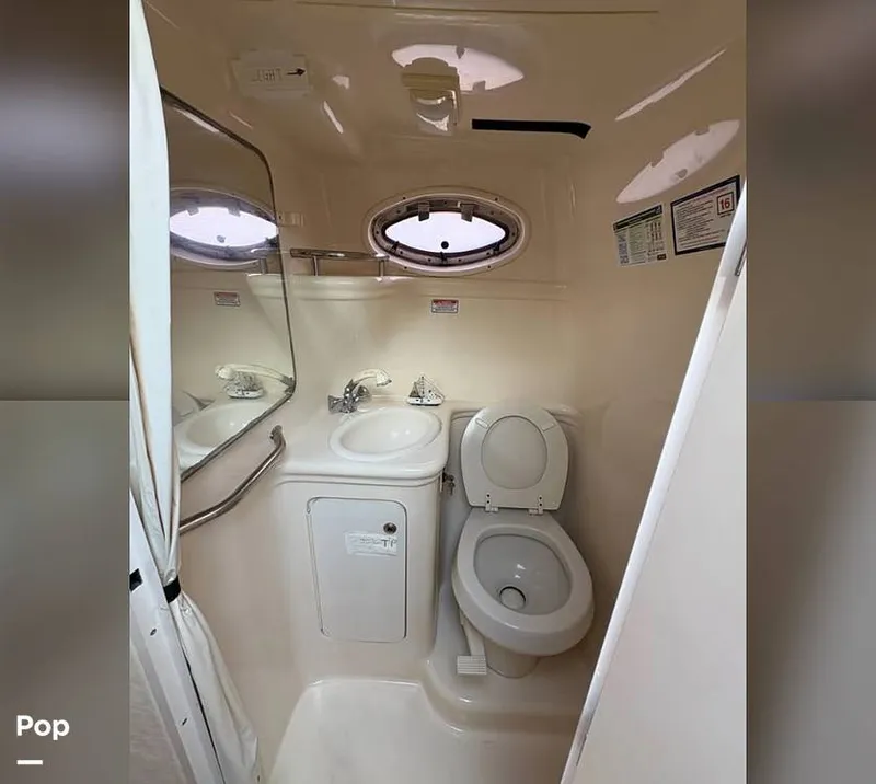 Slide: The Image of Sea Ray 260 Sundancer 2004 - 16368990