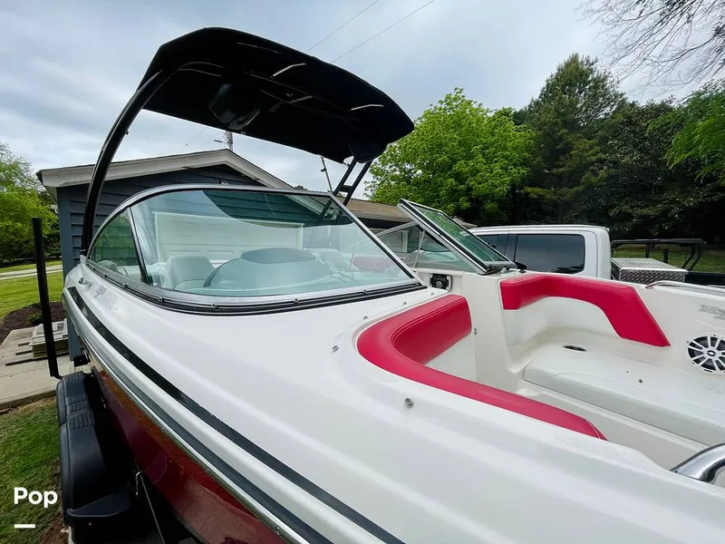Slide: The Image of Chaparral H2O 21 SPORT 2018 - 16396049