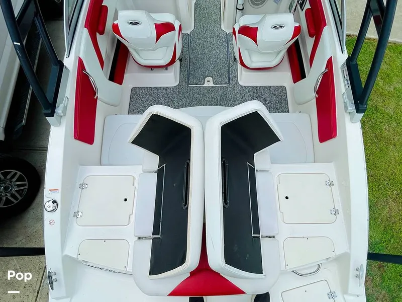 Slide: The Image of Chaparral H2O 21 SPORT 2018 - 16396056