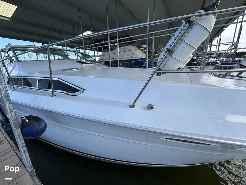 Slide: The Image of Sea Ray 360 Express 1982 - 15744379