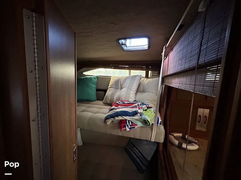 Slide: The Image of Sea Ray 360 Express 1982 - 15744473