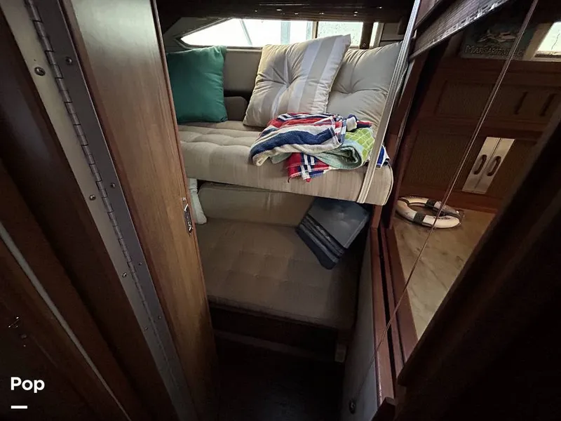 Slide: The Image of Sea Ray 360 Express 1982 - 15744474