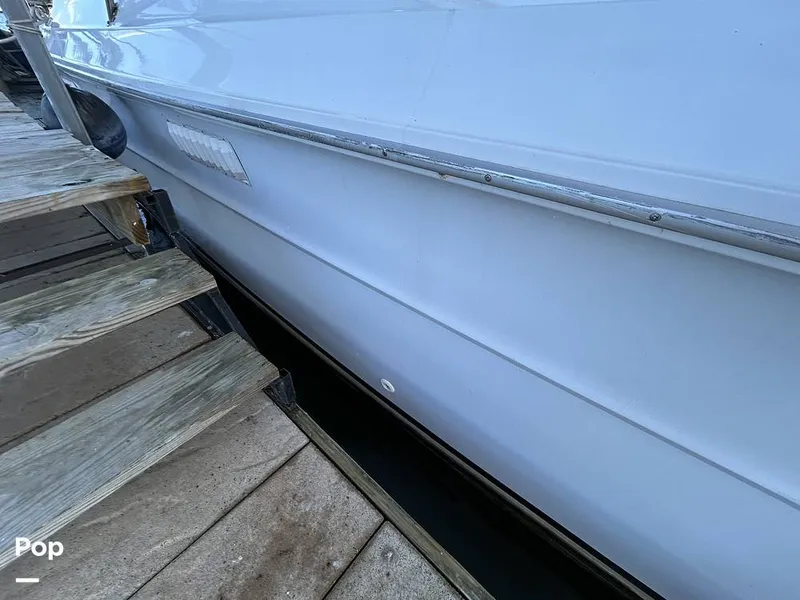 Slide: The Image of Sea Ray 360 Express 1982 - 15744387