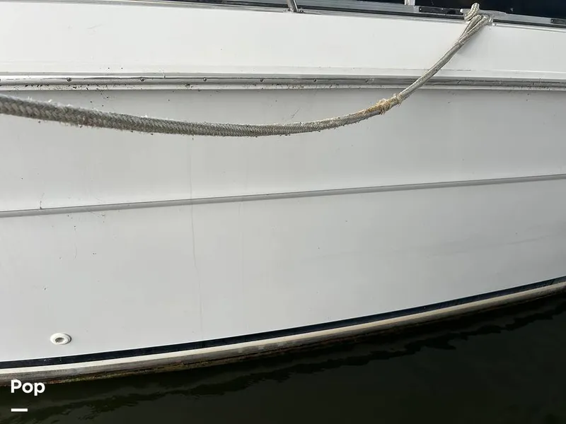 Slide: The Image of Sea Ray 360 Express 1982 - 15744405