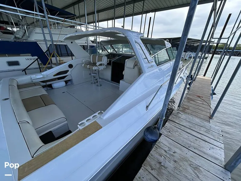 Slide: The Image of Sea Ray 360 Express 1982 - 15744373