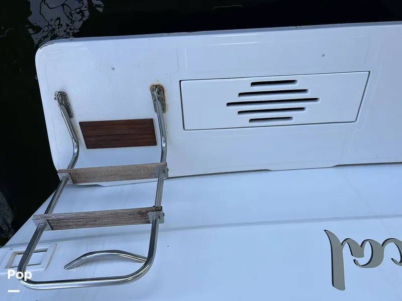 Slide: The Image of Sea Ray 360 Express 1982 - 15744412