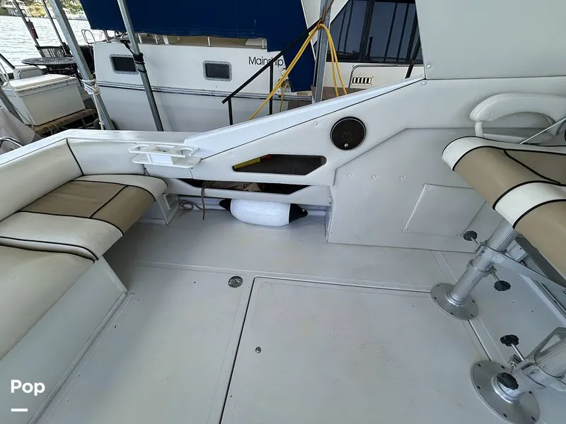 Slide: The Image of Sea Ray 360 Express 1982 - 15744417