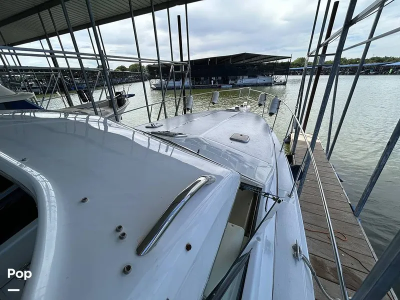 Slide: The Image of Sea Ray 360 Express 1982 - 15744433