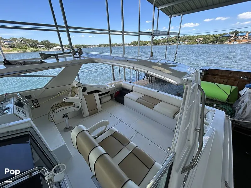 Slide: The Image of Sea Ray 360 Express 1982 - 15744444