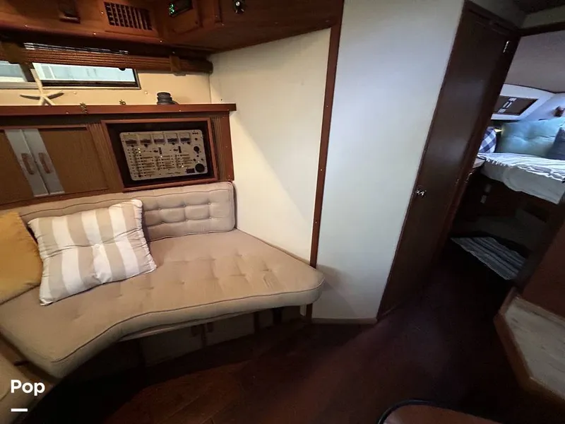 Slide: The Image of Sea Ray 360 Express 1982 - 15744456