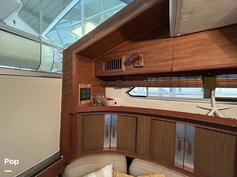 Slide: The Image of Sea Ray 360 Express 1982 - 15744458