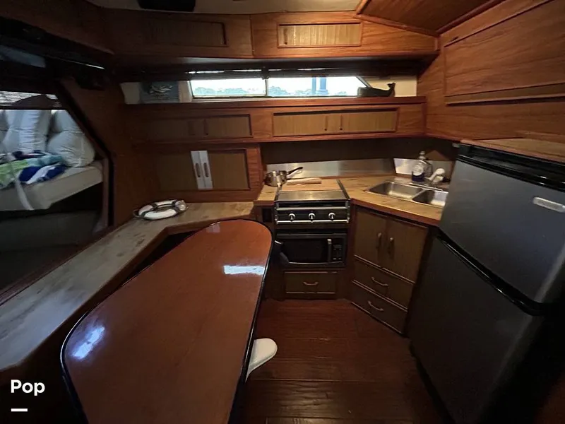 Slide: The Image of Sea Ray 360 Express 1982 - 15744464