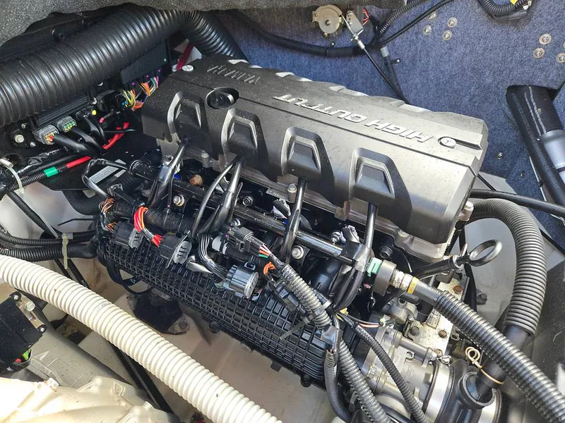 Slide: The Image of Yamaha AR240 High Output 2017 - 15712650