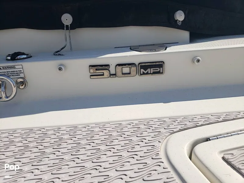 Slide: The Image of Sea Ray 220 Sundeck 2010 - 15706544