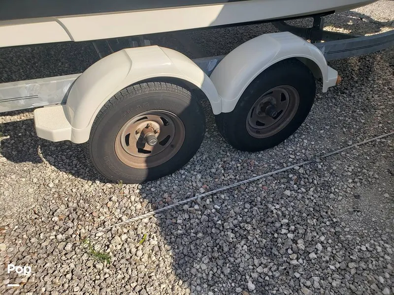 Slide: The Image of Sea Ray 220 Sundeck 2010 - 15706551