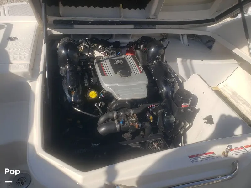 Slide: The Image of Sea Ray 220 Sundeck 2010 - 15706560