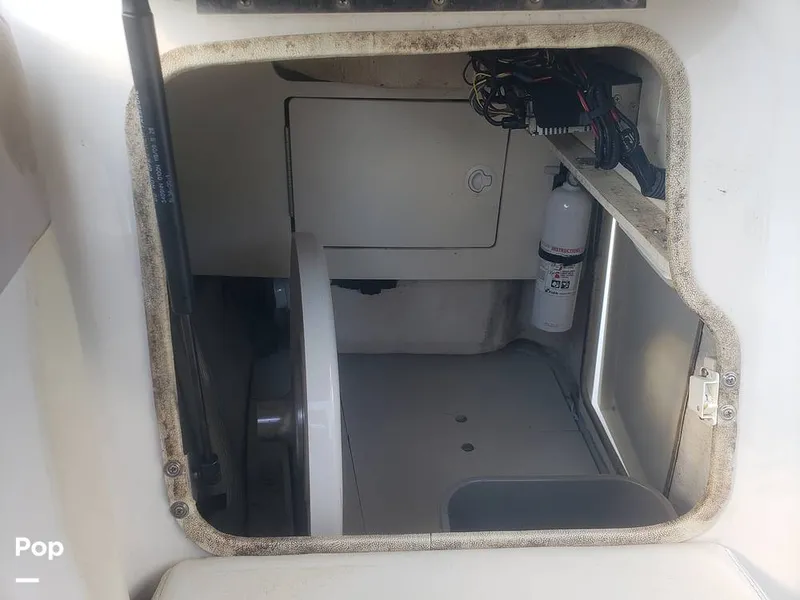 Slide: The Image of Sea Ray 220 Sundeck 2010 - 15706575