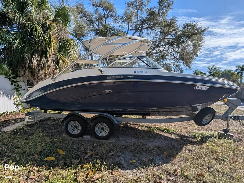 The Image of Yamaha 242 Limited S 2014 - 16117299