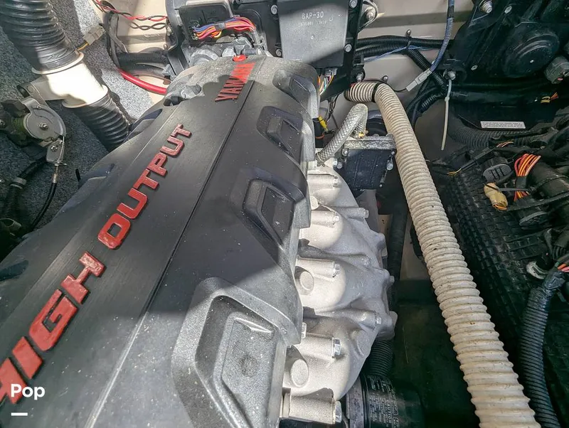 Slide: The Image of Yamaha 242 Limited S 2014 - 16117240