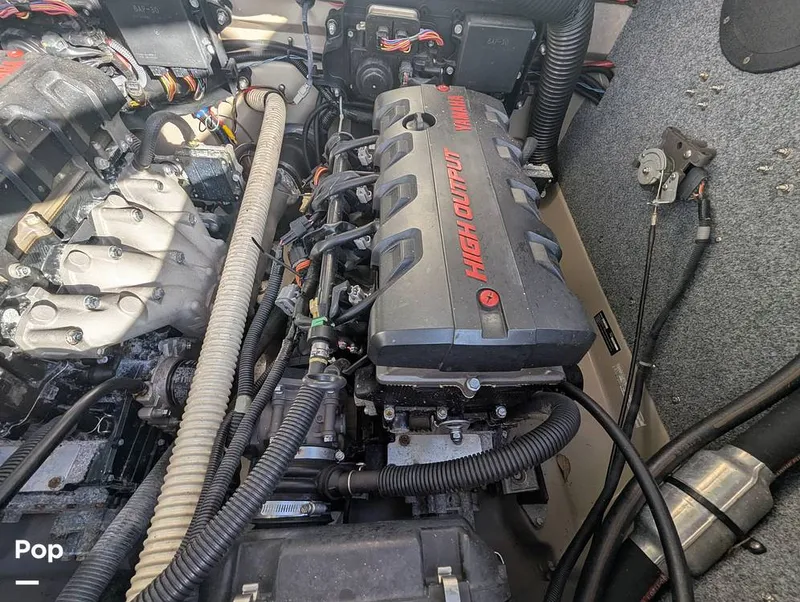 Slide: The Image of Yamaha 242 Limited S 2014 - 16117244