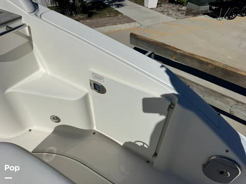 Slide: The Image of Sea Ray 280 Sundancer 2013 - 16190210