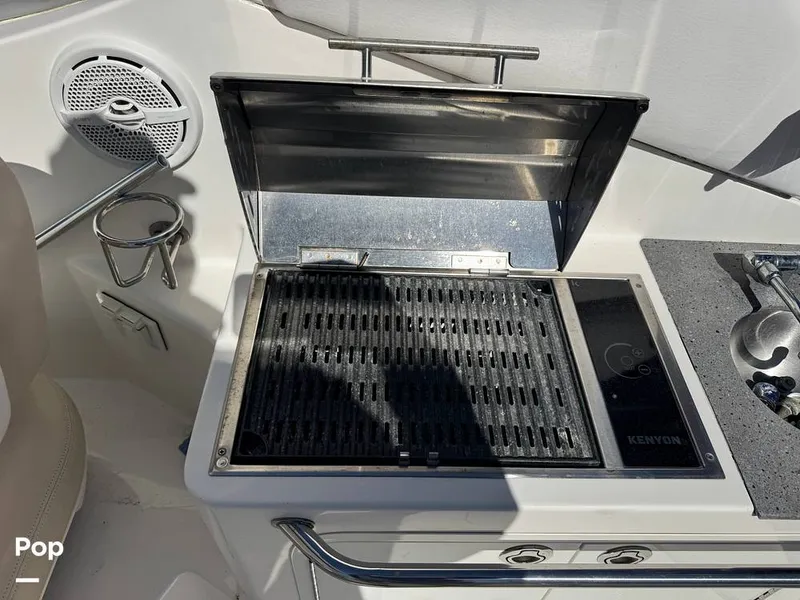 Slide: The Image of Sea Ray 280 Sundancer 2013 - 16190217