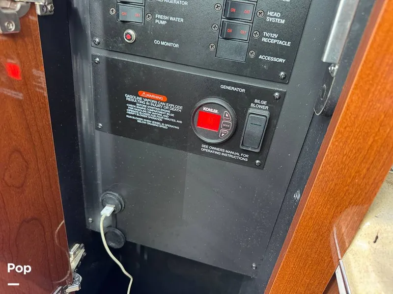 Slide: The Image of Sea Ray 280 Sundancer 2013 - 16190263