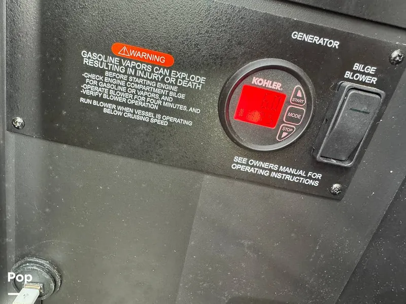 Slide: The Image of Sea Ray 280 Sundancer 2013 - 16190264