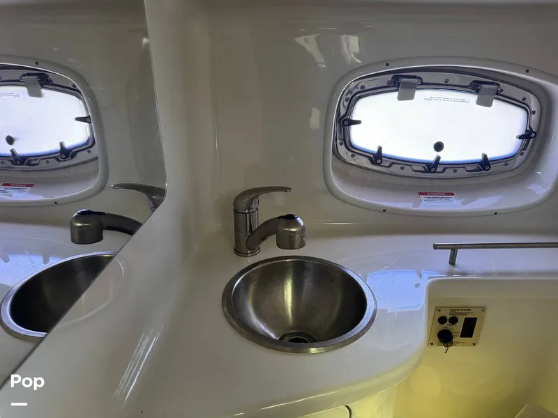 Slide: The Image of Sea Ray 280 Sundancer 2013 - 16190283