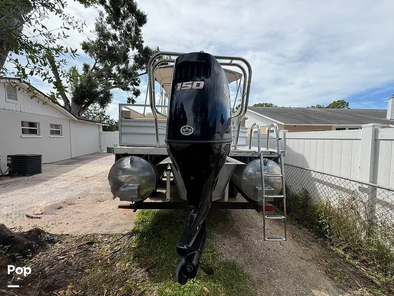 Slide: The Image of Lexington 625 2020 - 15875007